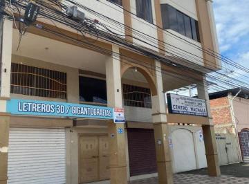 Departamento de 3 habitaciones, Machala · Renta de Dpto. Segundo Pios Edificio