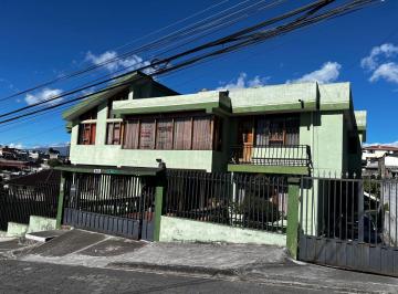 Casa de 6 habitaciones, Quito · Vendo Casa Rentera Sangolquí