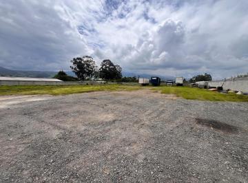 Terreno / Lote · 100m² · 10 Estacionamientos · Terreno de Renta en Machachi Sector Aloasi