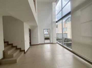 Departamento de 3 habitaciones, Quito · Departamento Tres Dorm. Moderno