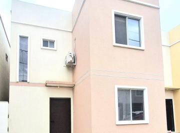 Casa de 3 habitaciones, Guayaquil · ¡Casa en Alquiler Urb. Paseo del Sol 5!