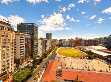Oficina comercial , Quito · Oficina Corporativa en Venta 163.60 m² República del Salvador - 5 Áreas de Trabajo y 2 Parqueaderos