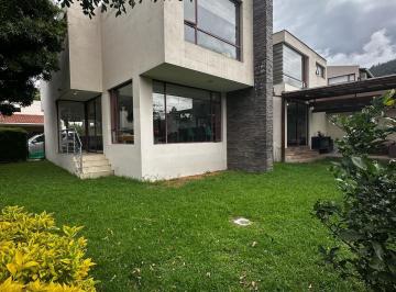 Casa · 308m² · 4 Habitaciones · 4 Estacionamientos · Venta de Casa en Conjunto Sector Intervalles Ruta Viva