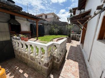 Casa de 4 habitaciones, Quito · Casa en Sangolqui en Urb San Francisco