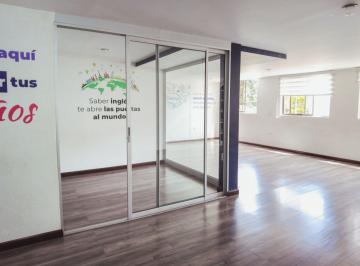 Oficina comercial , Cuenca · Edificio en Arriendo, Sector Av 27 de Febrero