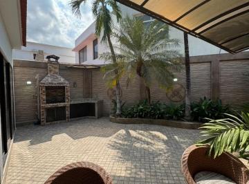 Casa de 3 habitaciones, Guayaquil · Casa Amoblada en Urb. Privada Bouganville - Vía Samborondón
