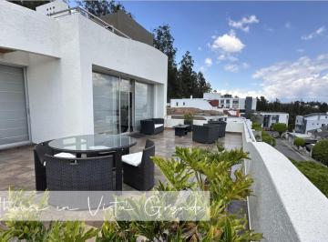 Departamento de 4 habitaciones, Quito · Hermoso Penthouse en Vista Grande - Urbanización Segura - Acceso Directo Desde El Ascenso