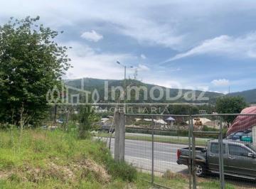 Terreno / Lote , Quito · Rento Terreno en Cumbayá Sobre La Ruta Viva