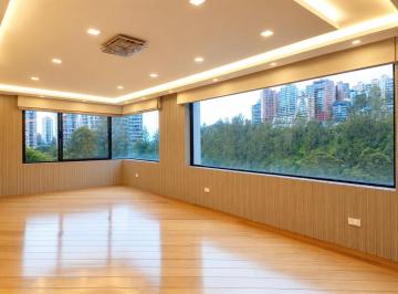 Departamento · 270m² · 3 Habitaciones · 2 Estacionamientos · Departamento de 270 m² en Arriendo en Quito Bosmediano Canal 8