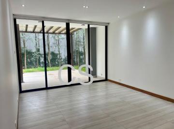 Departamento de 2 habitaciones, Quito · Departamento en Renta con Patio, La Primavera Cumbayá