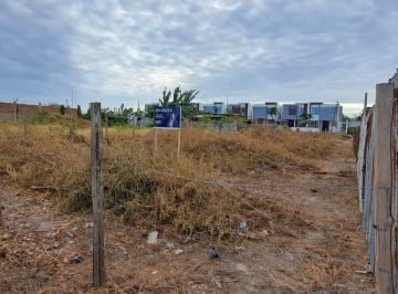 Terreno / Lote · 600m² · Terreno en Venta