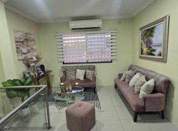 Casa de 3 habitaciones, Guayaquil · Vendo Casa en Guayacanes