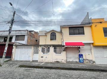 Casa de 4 habitaciones, Ibarra · Casa en Venta, Sector Hospital del Iess, Ibarra