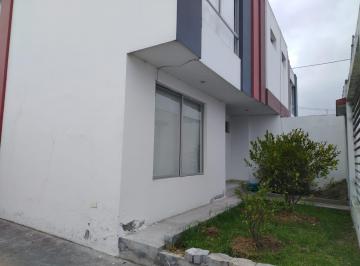 Casa · 130m² · 3 Habitaciones · 2 Estacionamientos · Casa en Atuntaqui
