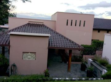 Casa de 4 habitaciones, Quito · Se Vende Casa con Vista Al Valle Seguridad, Monteserrin, Sierra del Moral