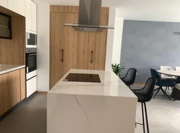 Departamento · 155m² · 3 Habitaciones · 2 Estacionamientos · Venta Penthouse en Cumbayá 155 m² Más Jardín de 152 m² Cerca Usf
