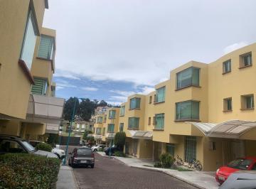 Casa · 131m² · 3 Habitaciones · 2 Estacionamientos · Venta Casa Sector Santa Lucia