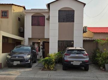Casa de 3 habitaciones, Daule · Se Vende Casa de Oportunidad en Villa Club 3 Habitaciones