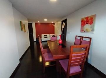 Departamento · 55m² · 1 Habitación · 1 Estacionamiento · Jv Sector Plaza Argentina,6 de Diciembre Suite Amoblada en Renta 55 m