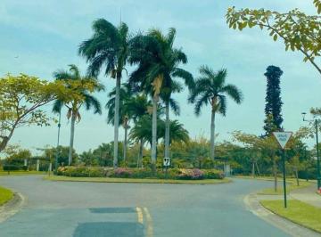Terreno / Lote , Guayaquil · Riberas de Batan Terreno en Venta