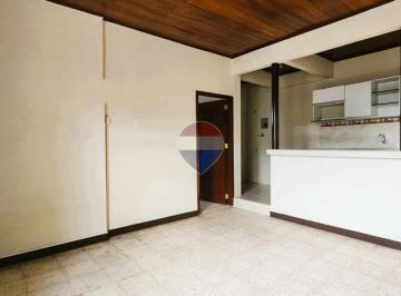 Departamento · 40m² · 1 Habitación · Alquiler Suite - Frente Al Centro Civico