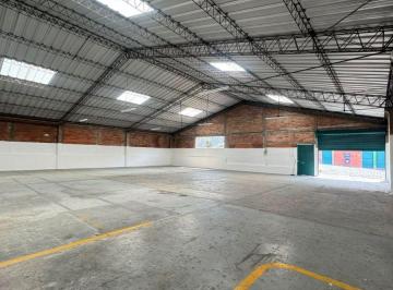Bodega-Galpón , Quito · Galpón de 356 m² en Renta Dentro de Complejo - Sector Ponceano