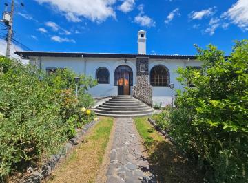 Casa de 5 habitaciones, Quito · En Venta – Espectacular Propiedad en La Merced