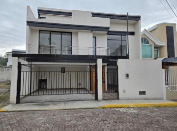 Casa de 3 habitaciones, Quito · Se Vende Linda Casa a Estrenar de Dos Pisos en El Valle de Los Chillos