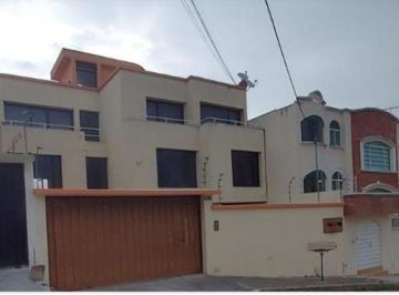 Departamento de 3 habitaciones, Quito · Departamento de Venta en Carcelén