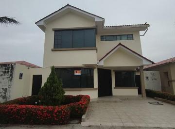 Casa de 4 habitaciones, Guayaquil · Alquilo Casa en Urb. Ciudad Celeste