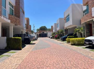 Casa de 4 habitaciones, Quito · Tu Hogar en Cumbayá Te Espera!casa en Venta