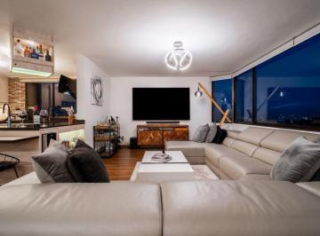 Departamento de 3 habitaciones, Quito · Espectacular Departamento Amoblado de Lujo - González Suarez