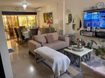 Casa · 187m² · 5 Habitaciones · 2 Estacionamientos · Vendo Casa Belo Horizonte