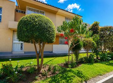 Casa de 3 habitaciones, Quito · Vendo Casa en La Mitad del Mundo en Conjunto Ciudad del Sol Valor Negociable