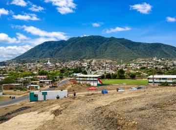 Terreno / Lote , Montecristi · Terreno 19.156 m² con Anteproyecto Aprobado Para 52 Viviendas – Montecristi, Manabí