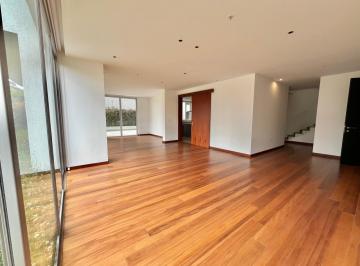 Departamento · 331m² · 3 Habitaciones · 4 Estacionamientos · Renta Duplex de Lujo Fc Gonzales Suarez Us$3.500