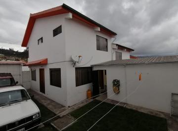 Casa de 3 habitaciones, Ambato · Casa de Venta Sector Universidad Católica - Ambato