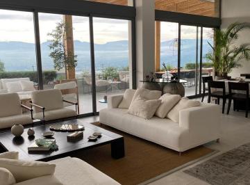 Departamento · 306m² · 2 Habitaciones · 2 Estacionamientos · Cumbaya - Departamento de Lujo de 306,95 m² con Terraza
