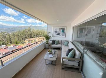 Departamento de 4 habitaciones, Quito · Vendo Departamento de Lujo Cumbaya