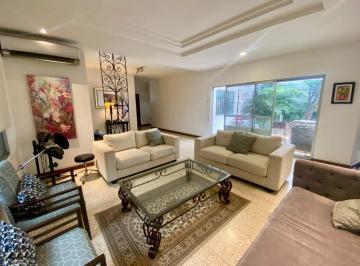 Departamento de 3 habitaciones, Guayaquil · Departamento Planta Baja en Ceibos de Tres Dorm. y Amplio Pario