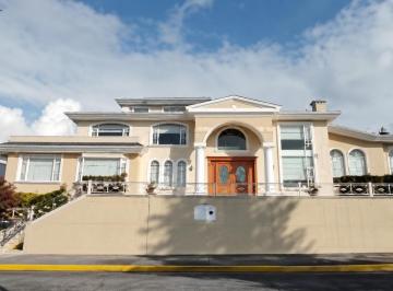 Casa de 6 habitaciones, Quito · Espectacular Casa de Lujo en Venta – Cumbayá