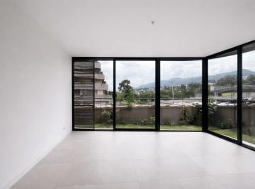 Departamento · 125m² · 2 Habitaciones · 2 Estacionamientos · Departamento en Renta en Aquarela Cumbayá con Vista Panorámica