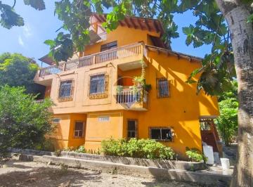 Terreno / Lote , Atacames · Terreno con Casa y Galpón - Tonsupa, Esmeraldas