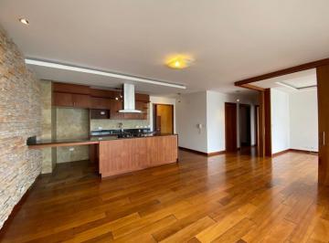 Departamento de 1 habitación, Quito · Suite de 90 m² + 20 m² de Terraza Balcón en Lomas de Monteserrin