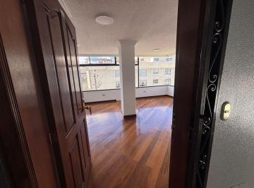 Departamento de 2 habitaciones, Quito · Venta Departamento 2d en Monteserrin