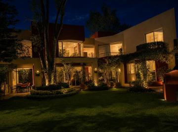 Casa de 4 habitaciones, Quito · Auqui Chico – Cumbayá Rento o Vendo