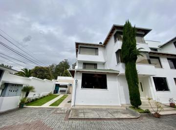 Casa · 291m² · 5 Habitaciones · 4 Estacionamientos · Casa en La Urbanización El Condado