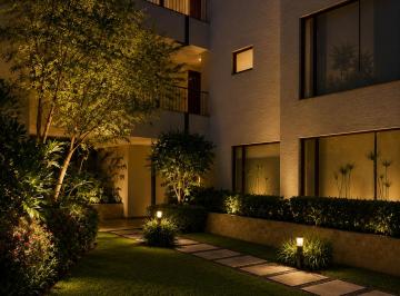 Departamento de 3 habitaciones, Quito · Departamento con Amplio Jardín en Venta – Cumbayá