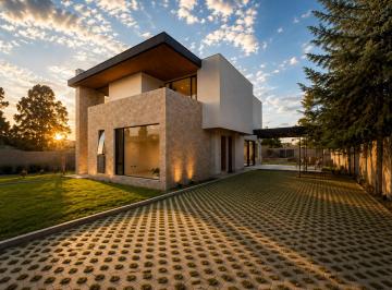 Casa de 3 habitaciones, Quito · Casas Independientes en Venta Cerca a Puembo | Amplio Terreno Propio + Habitación en Planta Baja