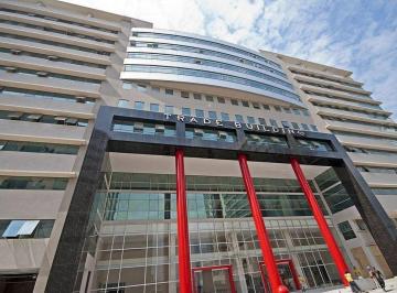 Oficina comercial , Guayaquil · Oficina en Alquiler Edificio Trade Building R. Matute